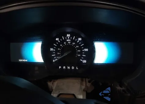 2018 Ford Fusion Hybrid Se z USA, uszkodzony, nr VIN 3FA6P0LU5JR197338